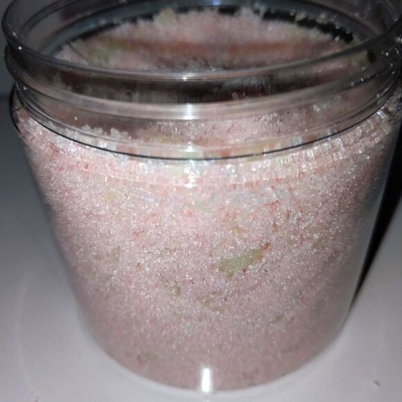 Hand crafted Lemon Plumeria Emulsified Sugar Scrub 6oz - Picture 6 of 8